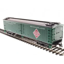 Sale Broadway Limited 1840 HO Railway Express Agency 53'6" Wood Express Reefer #1444 - Your Source for Gaming Essentials Trains