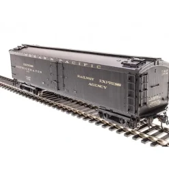 Clearance Broadway Limited 1844 HO Texas & Pacific 53'6" Wood Express Reefer #1706 - Your Source for Gaming Essentials Trains