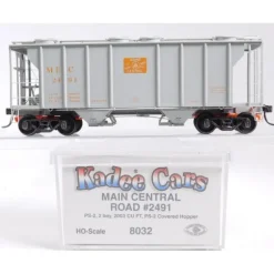 Best Kadee 8032 HO Maine Central PS2 2-Bay Covered Hopper #2491 - Your Source for Gaming Essentials Trains
