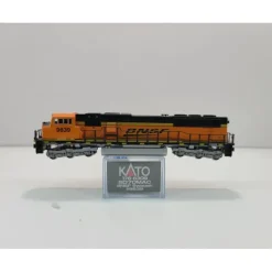 Outlet Kato 176-6309 N Scale BNSF 'Swoosh' SD70MAC Diesel Locomotive #9839 LN/Box - Your Source for Gaming Essentials Trains