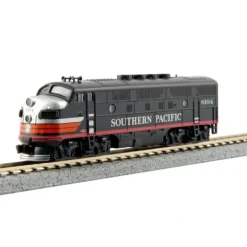 Best Kato 176-1116 N Southern Pacific "Black Widow" EMD F3A Diesel Locomotive #6104 - Your Source for Gaming Essentials