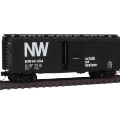 Best Micro-Trains 02000926 N Norfolk & Western 40' Standard Single Door Boxcar #44554 - Your Source for Gaming Essentials
