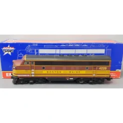 USA Trains R22368 G Scale Boston & Maine FSA Diesel Locomotive #4228 VG/Box - Your Source for Gaming Essentials* Clearance